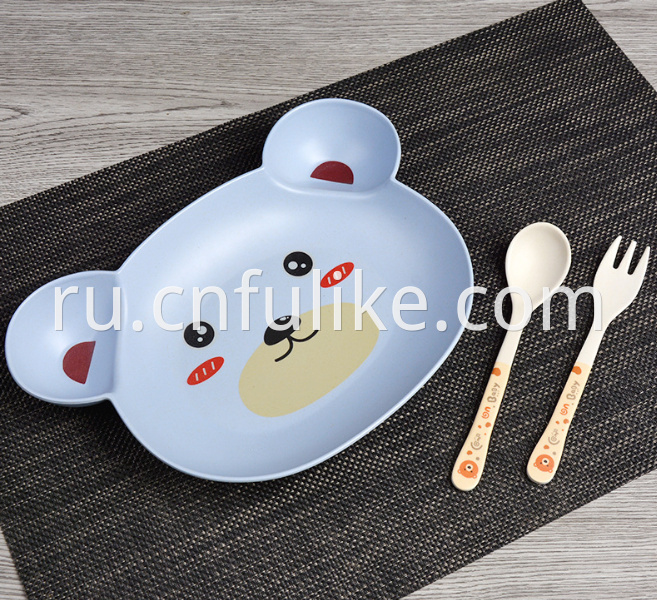 Dinnerware Set